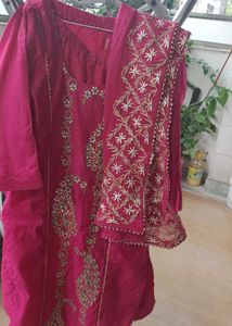 Beautiful Embroidered Pink Kurta set perfect for f