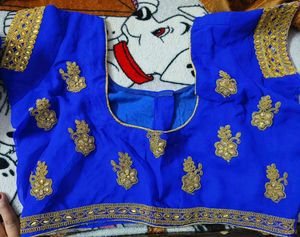Blue Elegent Saree With Golden Zari Work
