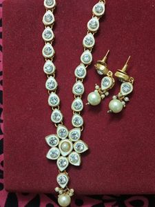 White pearl Stone Jewellery set