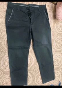 Black jeggings in 32 waist combo
