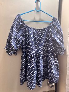 Chic Blue &amp; White Polka Dot Top