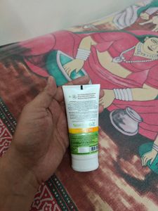 Mamaearth Vitamin C Oil-Free Moisturizer