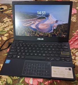 ASUS Laptop