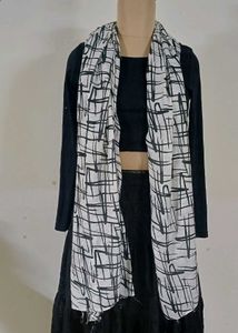 Black n White Stylish checks Patterned Scarf