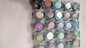 🆕25 Piece Eye Glitters
