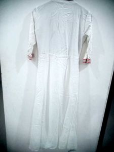 Elegant White Embroidered Kurta