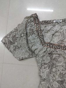 Floral Print Square Neck Top