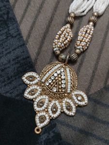 Elegant Beaded Necklace &amp; Earring Set