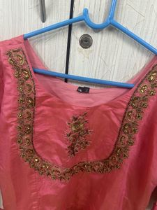 Elegant Pink Kurta with Embroidery