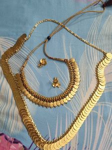 Traditional Gold Coin Necklace Set