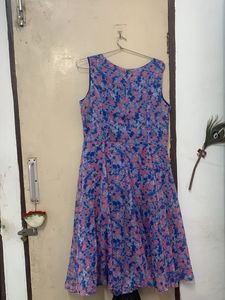 Chic Floral Print Sleeveless Dress