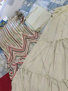 Multi Thread Embroidered Kurta Set