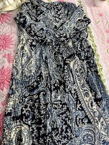 Elegant Blue Paisley Kurta Set
