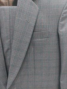 Classic Men's Charcoal Suit Raymond Fabric