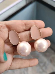 Set of 2 - beautiful pink earrings