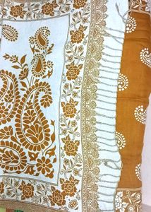 White &amp; Gold Paisley Dupatta/Scarf