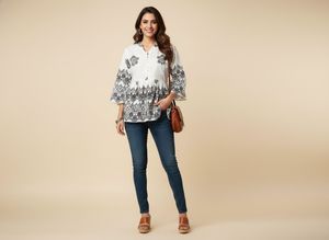 Stylish Jeans and Top Set add gift 🎁