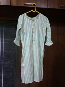 mint green & white striped kurti | size S
