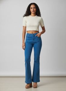 straight Jeans with fancy button