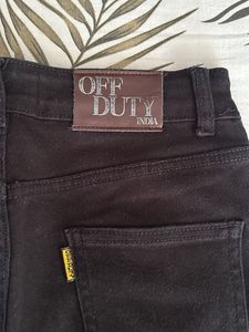 Classic Black High-Waisted skinny Jeans