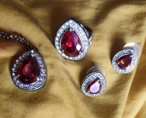 Ruby Wit Real Zircon Diamonds