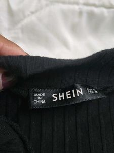 Black Ribbed Zip Up T-Shirt