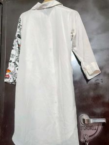 White Top Like Shirt Mickey Front Print 36 Bust