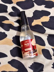 Plum BodyLovin Hazelnut Eclair Body Mist
