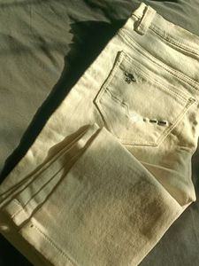 off white denim jeans.