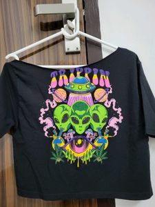 Black back print "TRIPPIN" Crop T-Shirt with one o