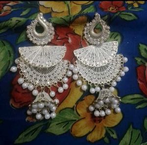 🥳combo of 2 🥳 sling bag, Earrings for woman