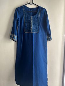 Elegant Blue Embroidered Kurta