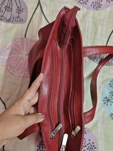 Dressberry Chic Red Handbag 👜