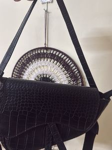 Chic Black Croc Embossed Saddle Bag