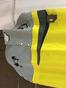 Chic Yellow Sleeveless Top