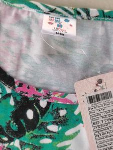 LILPICKS Tropical Print T-Shirt