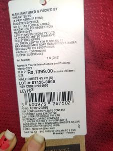 Levi's Girl sleeveless Top . New With Tag.