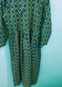 Elegant Green &amp; Blue Printed Kurta Set with Dupatt