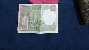 Original 1 Rs Note (Year 2017)