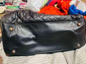 Chic Black unique Handbag
