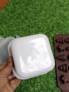 Christmas Themed Chocolate Mold &amp; Container