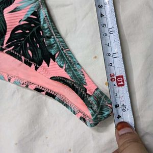Tropical ⚛️Leaf Print Bikini Bottom