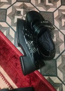 Black Double Buckle Chunky Platform Heels