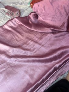 2-shade Satin Saree with Blouse / Belt (women’s )