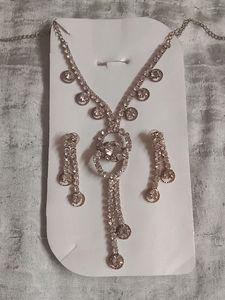 Diamond 💎 Necklace Set (Old And Used)