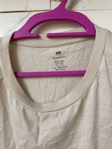 H&amp;M Regular Fit Tshirt - XXL (worn once)