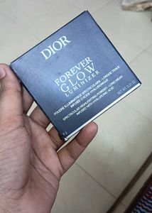Dior Highlighter Powder compact