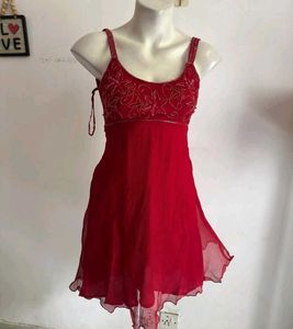 prettiest silk vintage red dress❤️✨