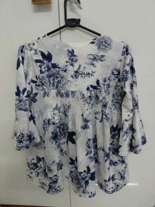 Blue Floral Print bell sleeve top