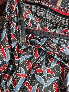 Vibrant Leaf Print Saree : Hook drape sare